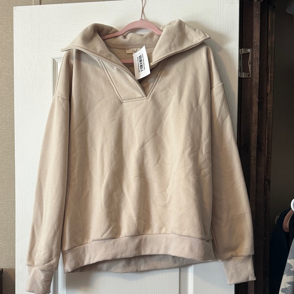 Easel Beige Pullover Top